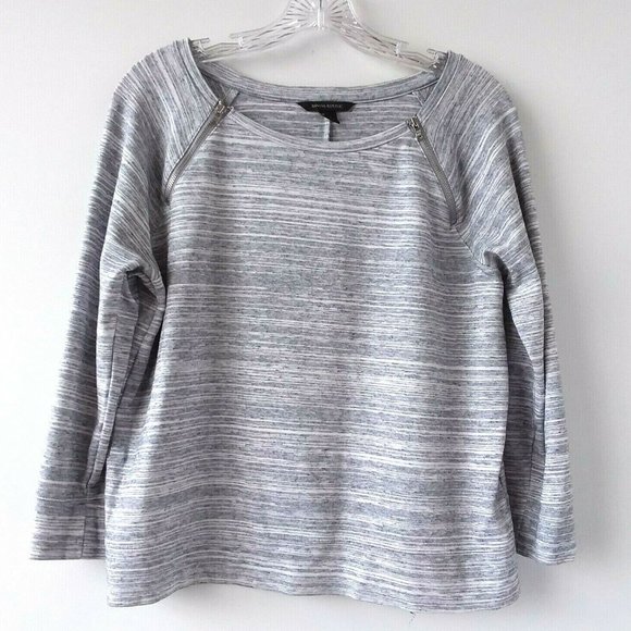 Banana Republic Tops - ☆☆SOLD☆☆ Banana Republic Heather Gray Sweatshirt